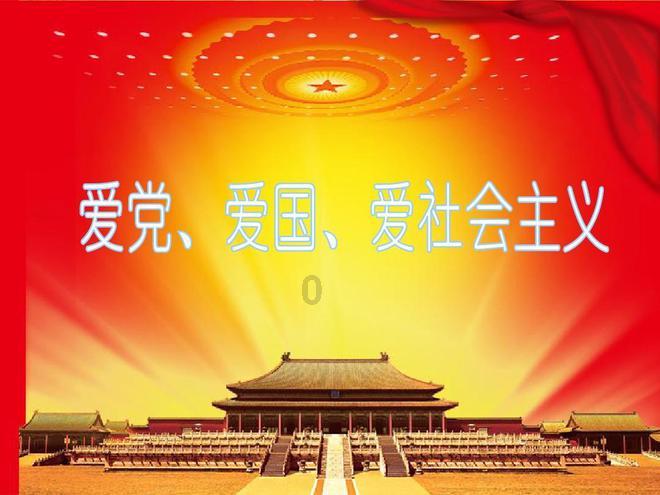 男收费员被调侃笑得“见牙不见眼”？
